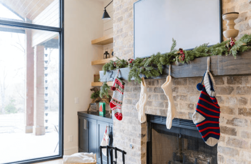 garland - neutral holiday decor